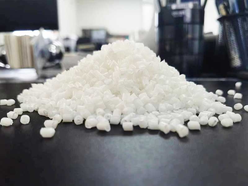 Water Electret Masterbatches (EP-6), the key magician behind the water electret meltblown nonwovens.